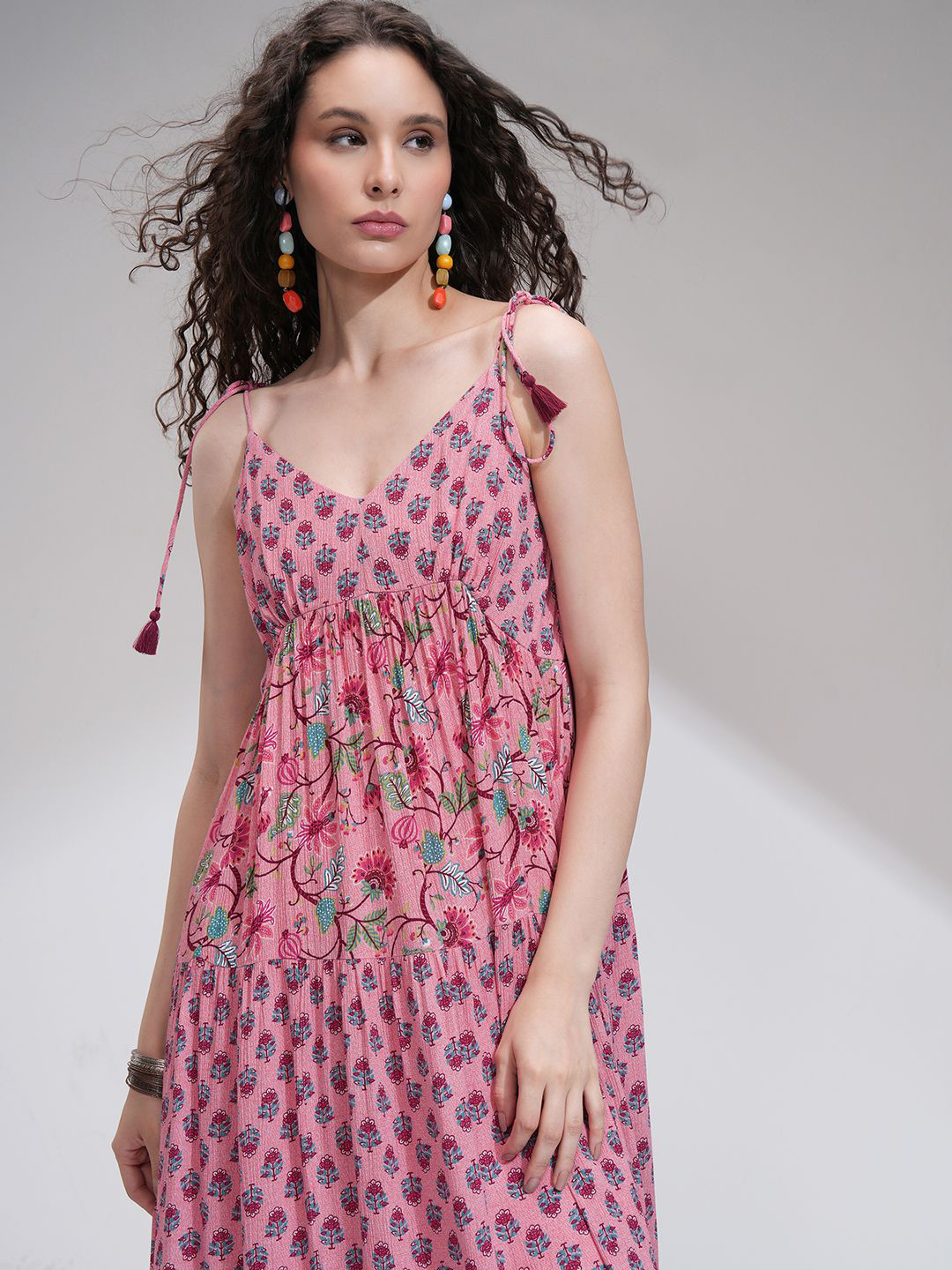 

Vishudh Women Printed Maxi Dress, Rose