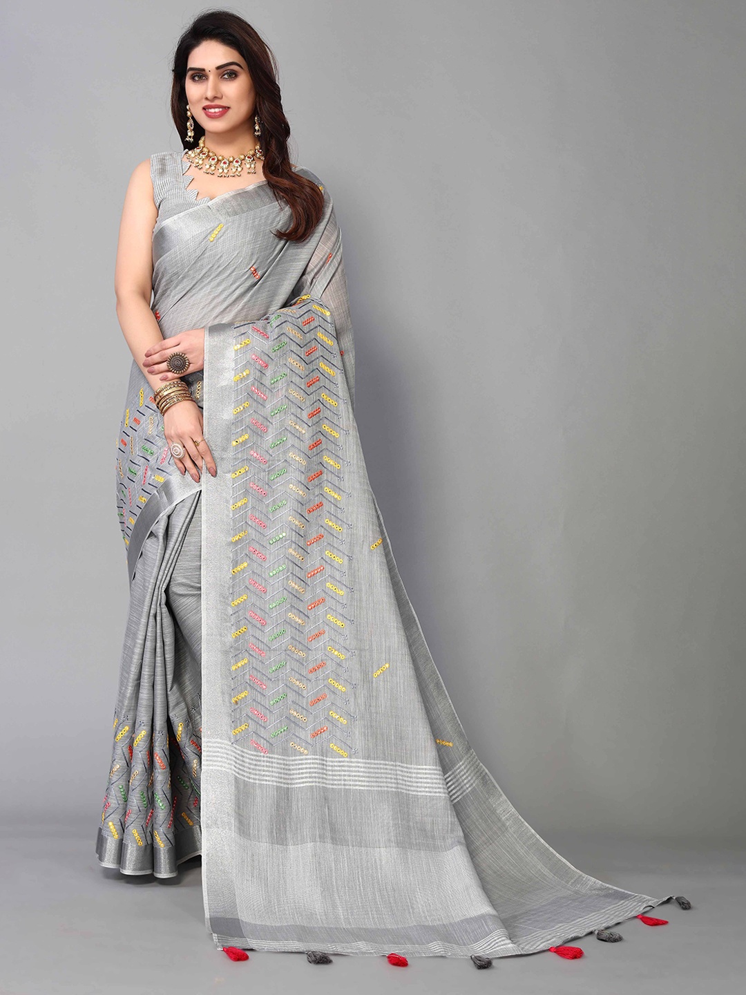 

Blissta Mirror Work Geometric Embroidered Zari Saree, Grey