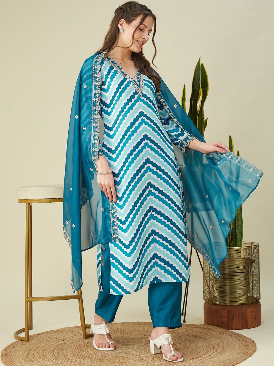 

MOKOSH Chevron Embroidered V-Neck Straight Kurta With Trousers And Dupatta, Blue
