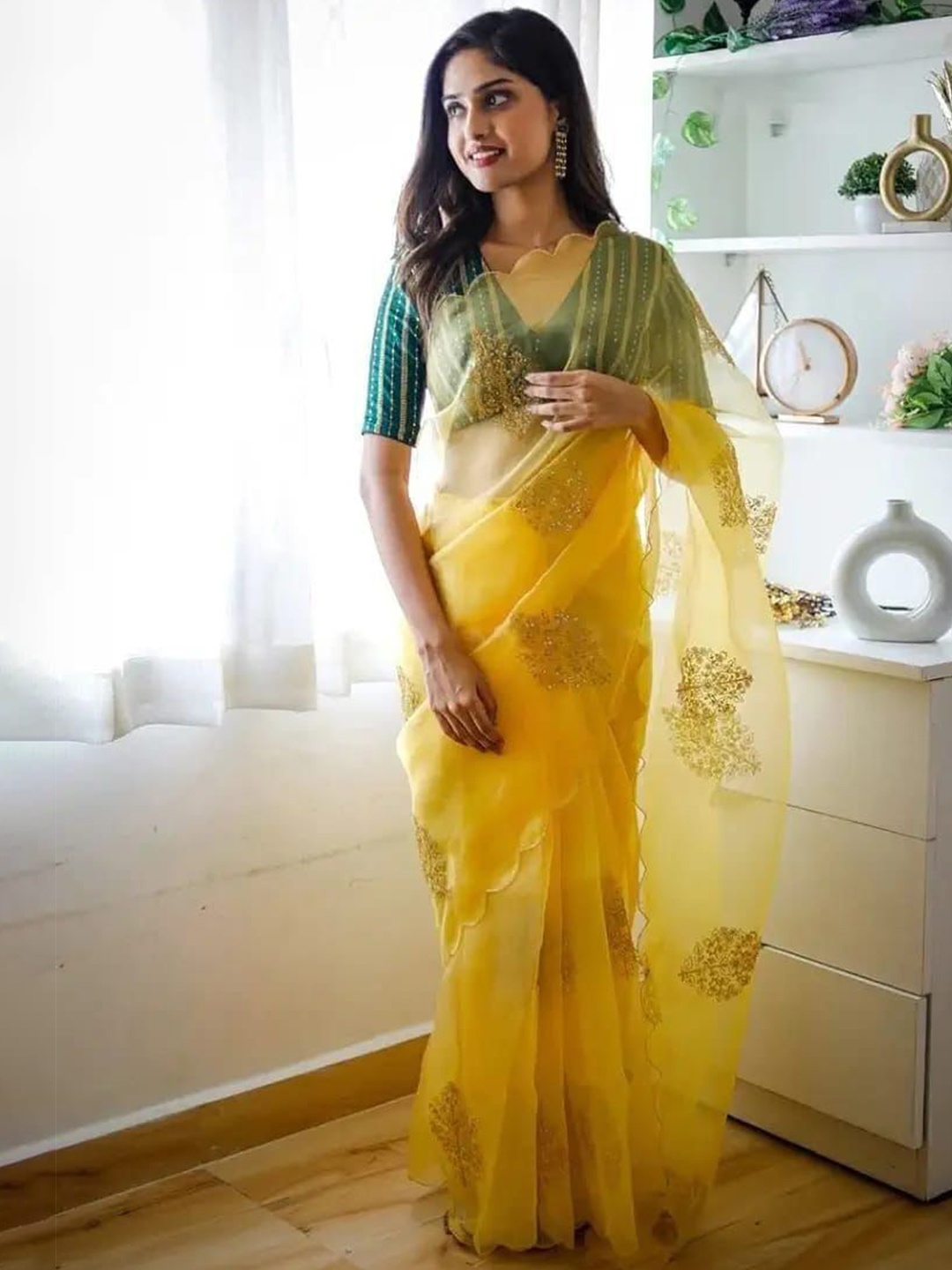 

bansari textiles Woven Design Sequinned Jute Silk Kota Saree, Yellow