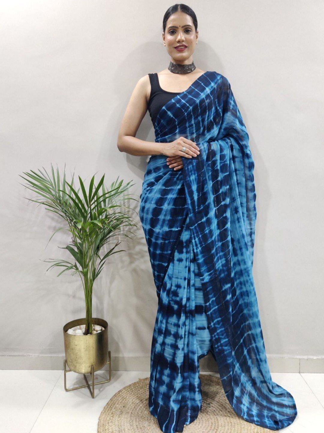 

bansari textiles Tie and Dye Pure Cotton Saree, Blue