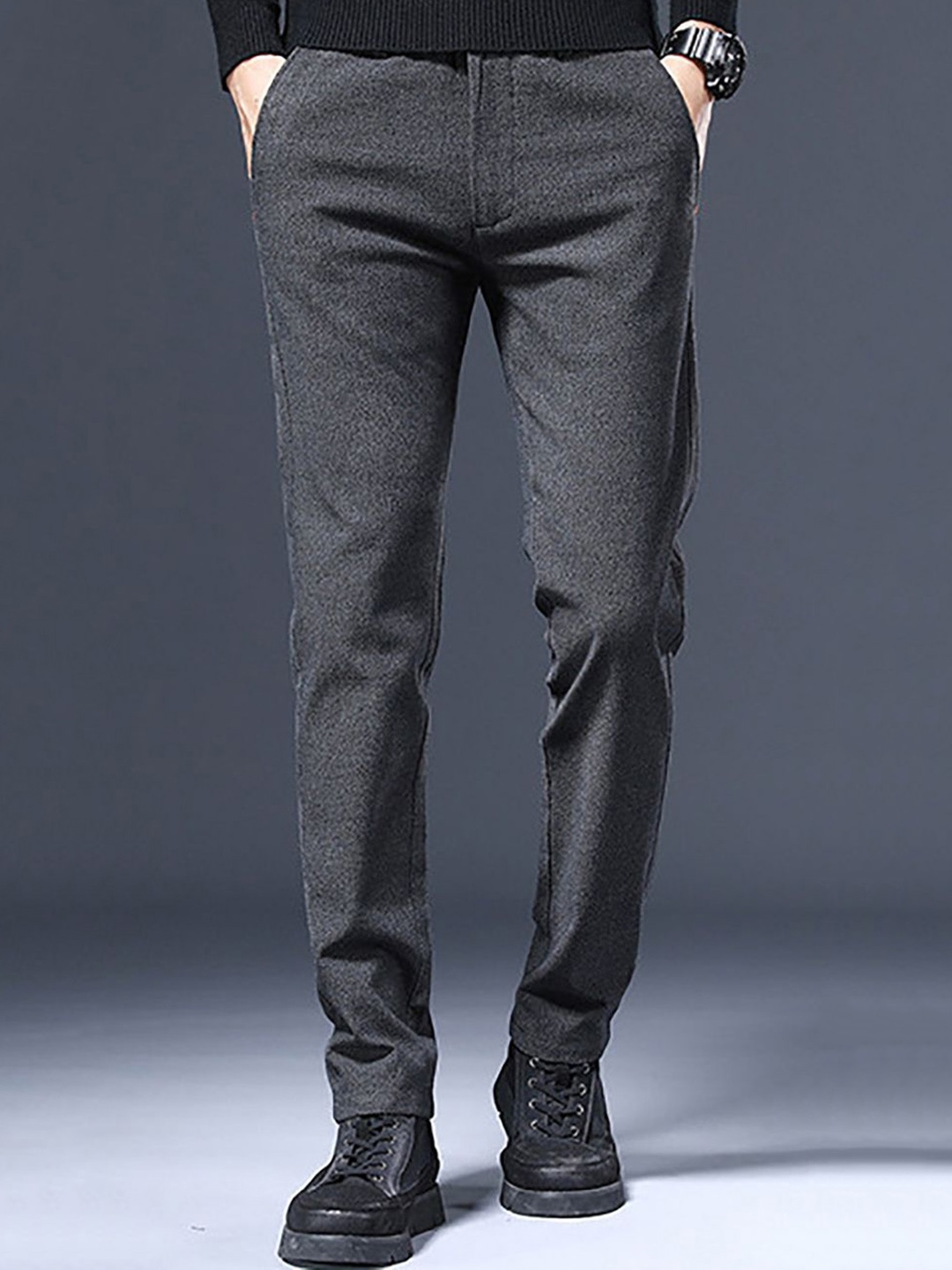 

StyleCast x Revolte Men Slim Fit Easy Wash Mid-Rise Formal Trousers, Grey