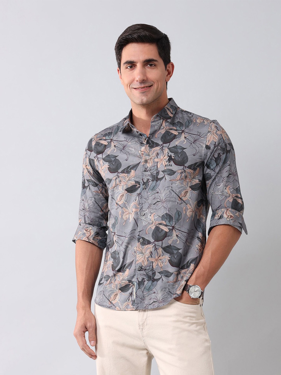 

U.S. Polo Assn. Denim Co. Men Classic Fit Spread Collar Floral Printed Cotton Casual Shirt, Grey