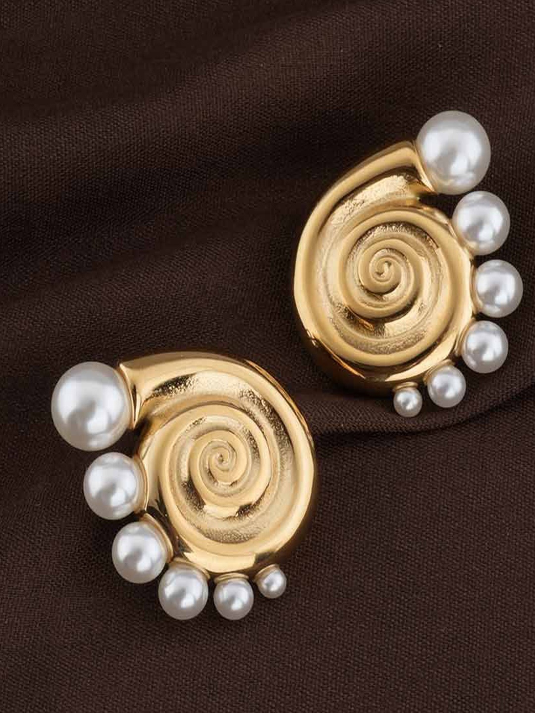 

PALMONAS Contemporary Studs Earrings, Gold