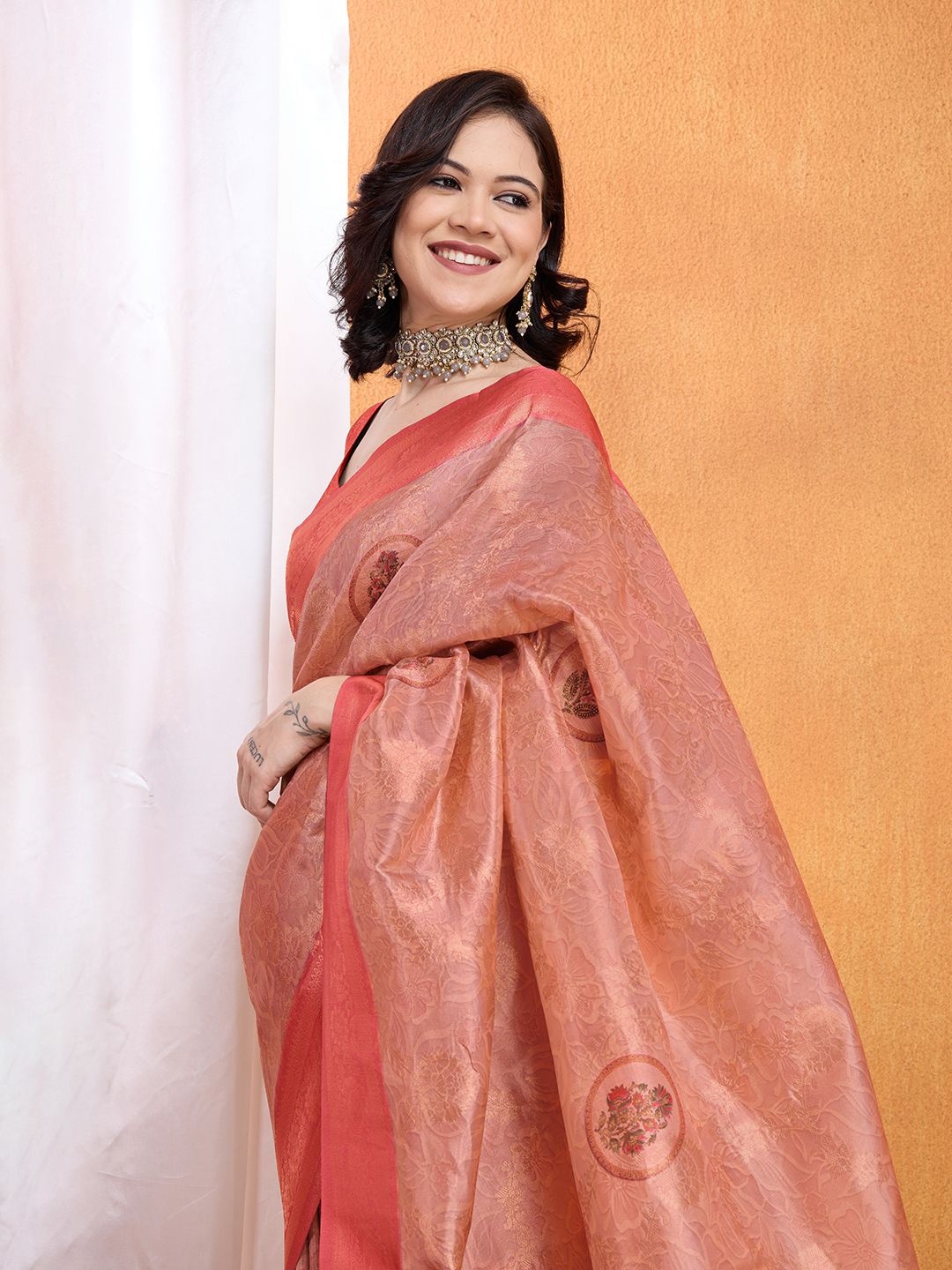 

Ethnielle Paisley Zari Silk Blend Banarasi Saree, Coral