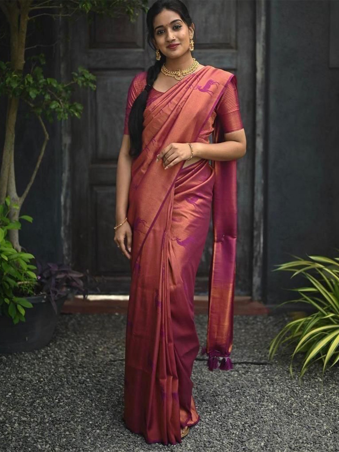 

bansari textiles Woven Design Pure Cotton Patola Saree, Pink