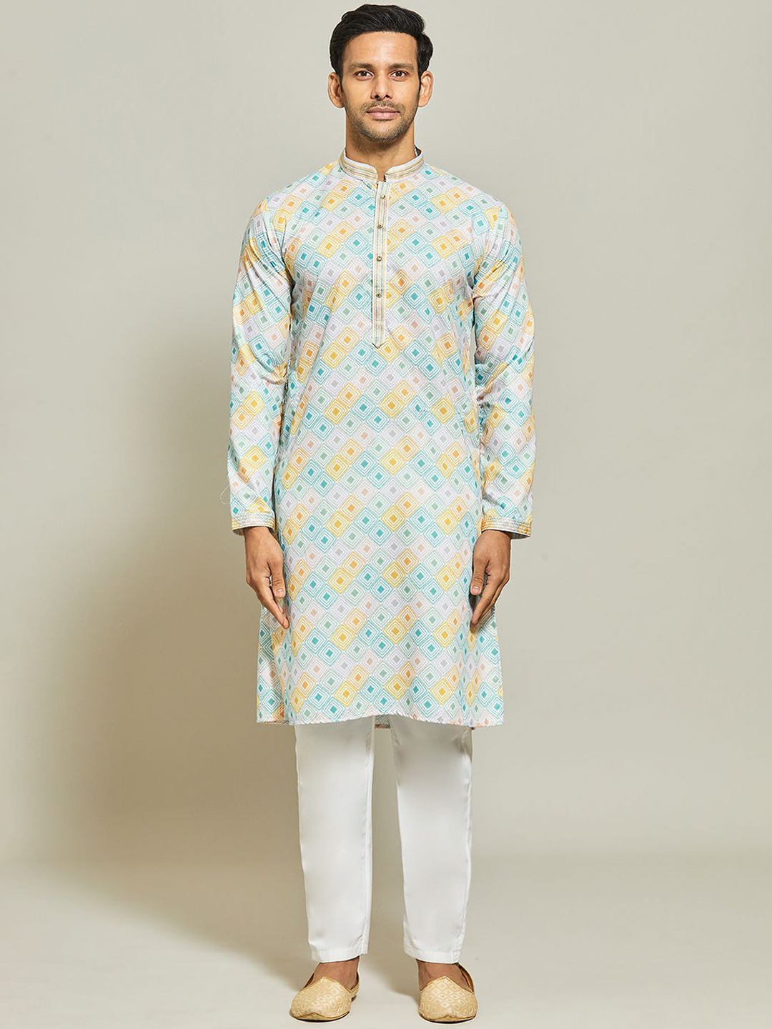 

Arihant Rai Sinha Men Printed Regular Pure Cotton Kurta with Trousers, White