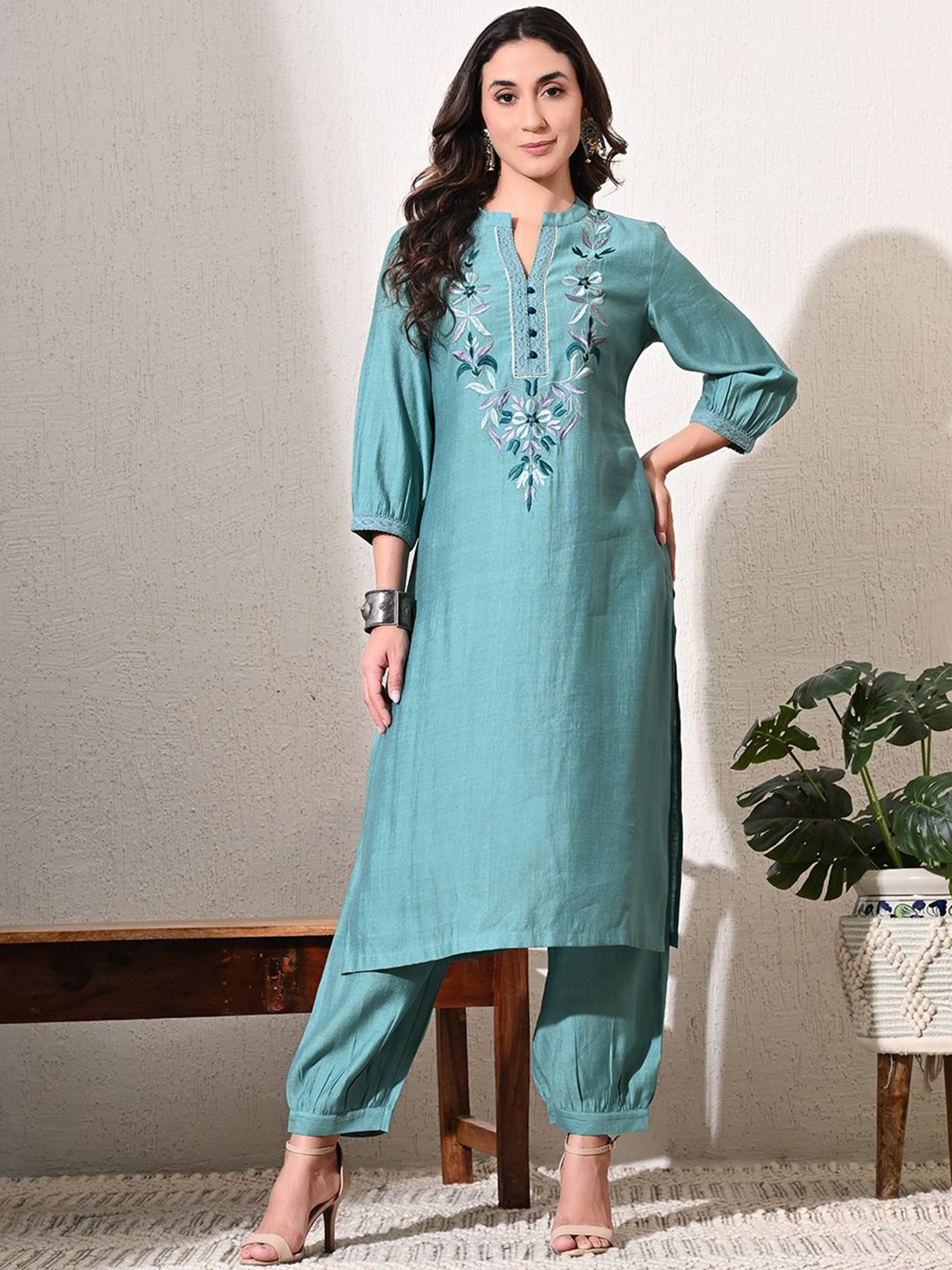 

Sangria Blue Floral Yoke Design Mandarin Collar Straight Kurta With Salwar And Duptta