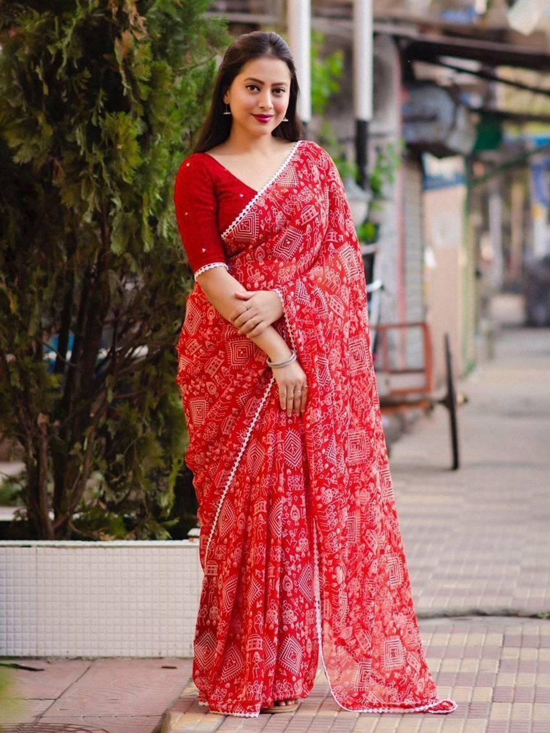 

bansari textiles Kalamkari Printed Jamdani Saree, Red
