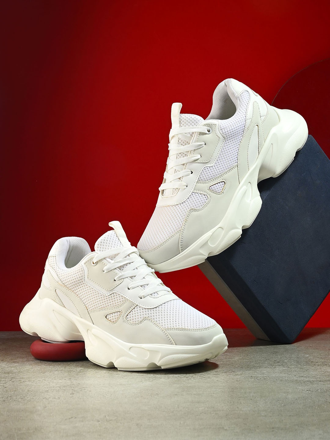 

Styli Men Casual Chunky Sneakers, White