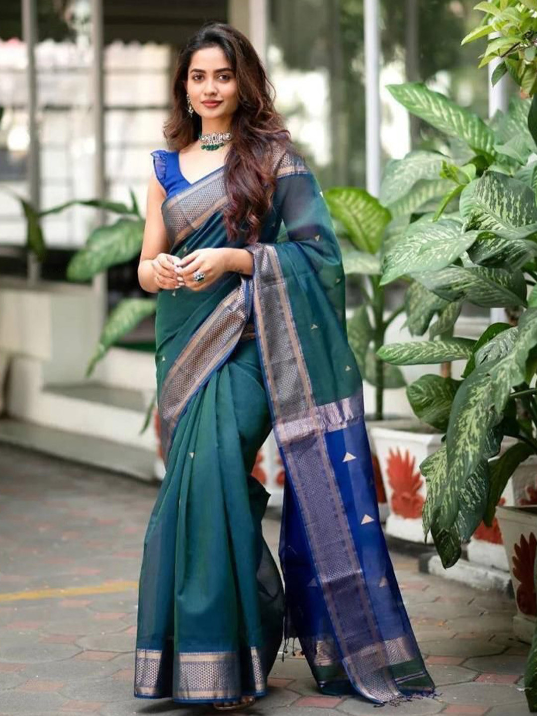 

bansari textiles Woven Design Zari Banarasi Saree, Green