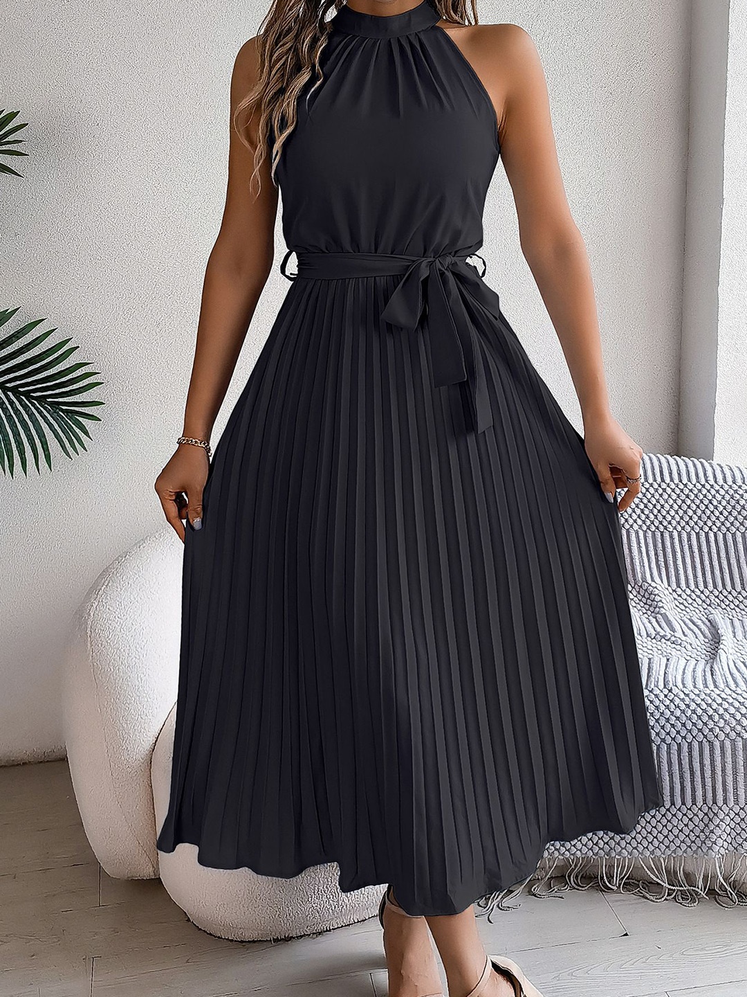 

StyleCast x Revolte Women Fit & Flare Midi Dress, Black