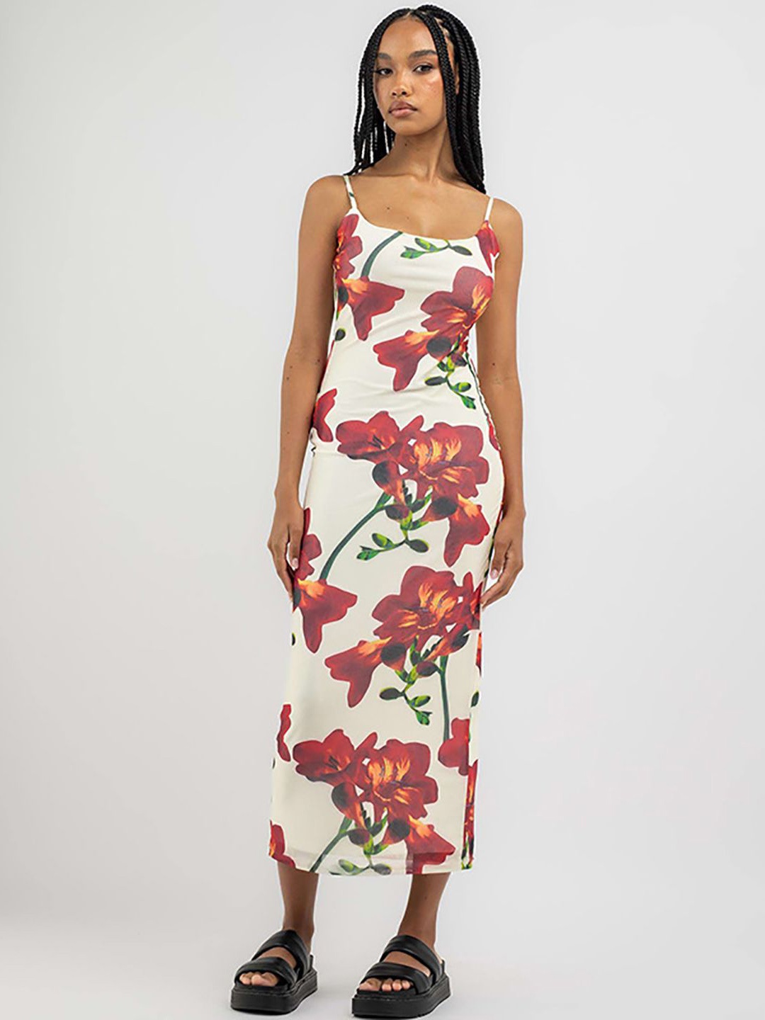 

StyleCast x Revolte Floral Print Bodycon Midi Dress, White