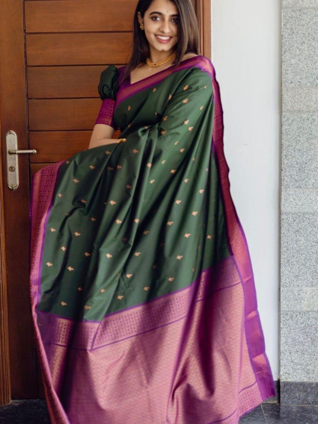 

bansari textiles Woven Design Zari Kanjeevaram Saree, Green