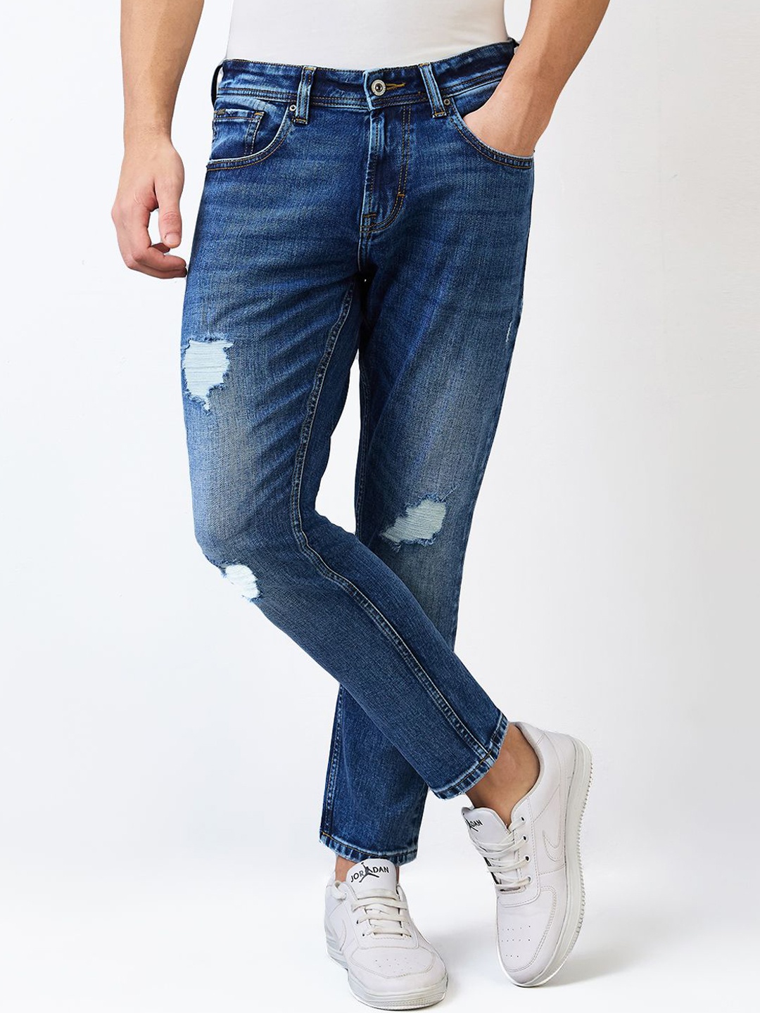 

SPYKAR Men Slim Fit Mildly Distressed Cotton Jeans, Blue