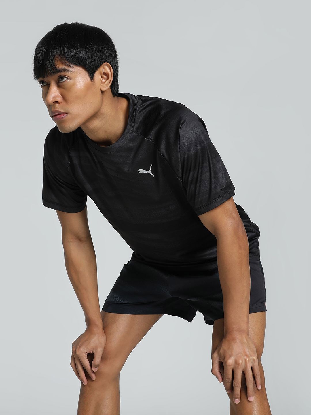 

Puma Men Velocity Printed Round Neck Running T-Shirt, Black