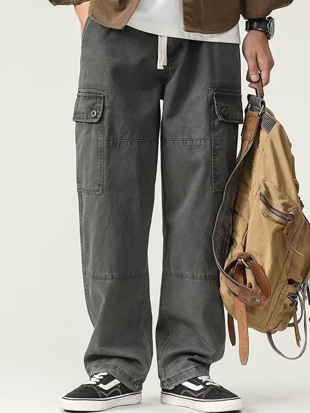 

StyleCast x Revolte Men Regular Fit Easy Wash Trousers, Grey