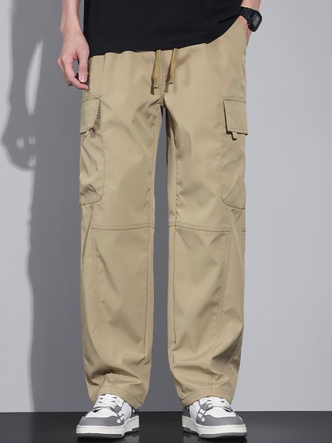 

StyleCast x Revolte Men Loose Fit Easy Wash Cargos Trousers, Khaki