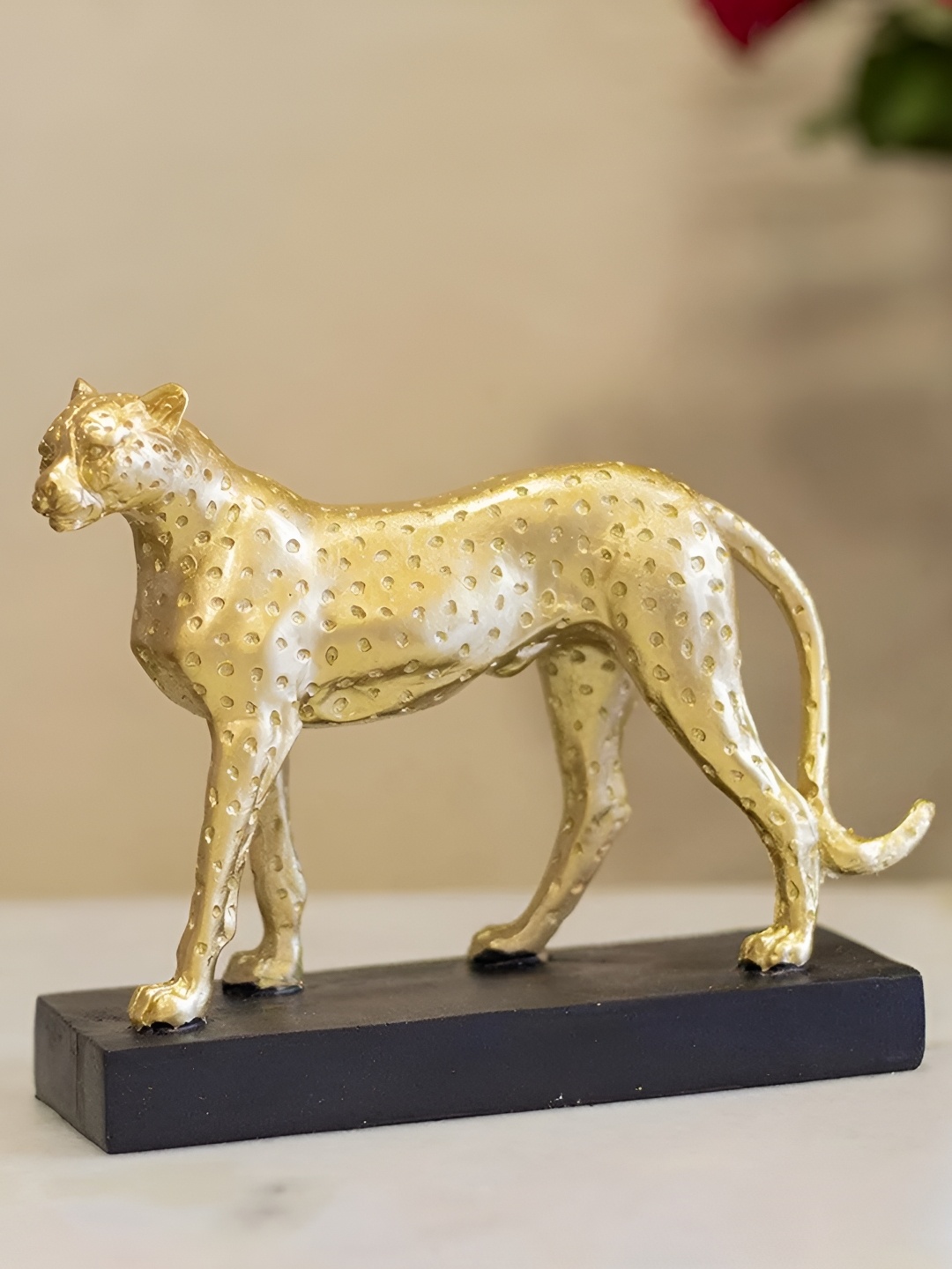 

Cortina Resin Cheetah Statue for Home Decor, Gold