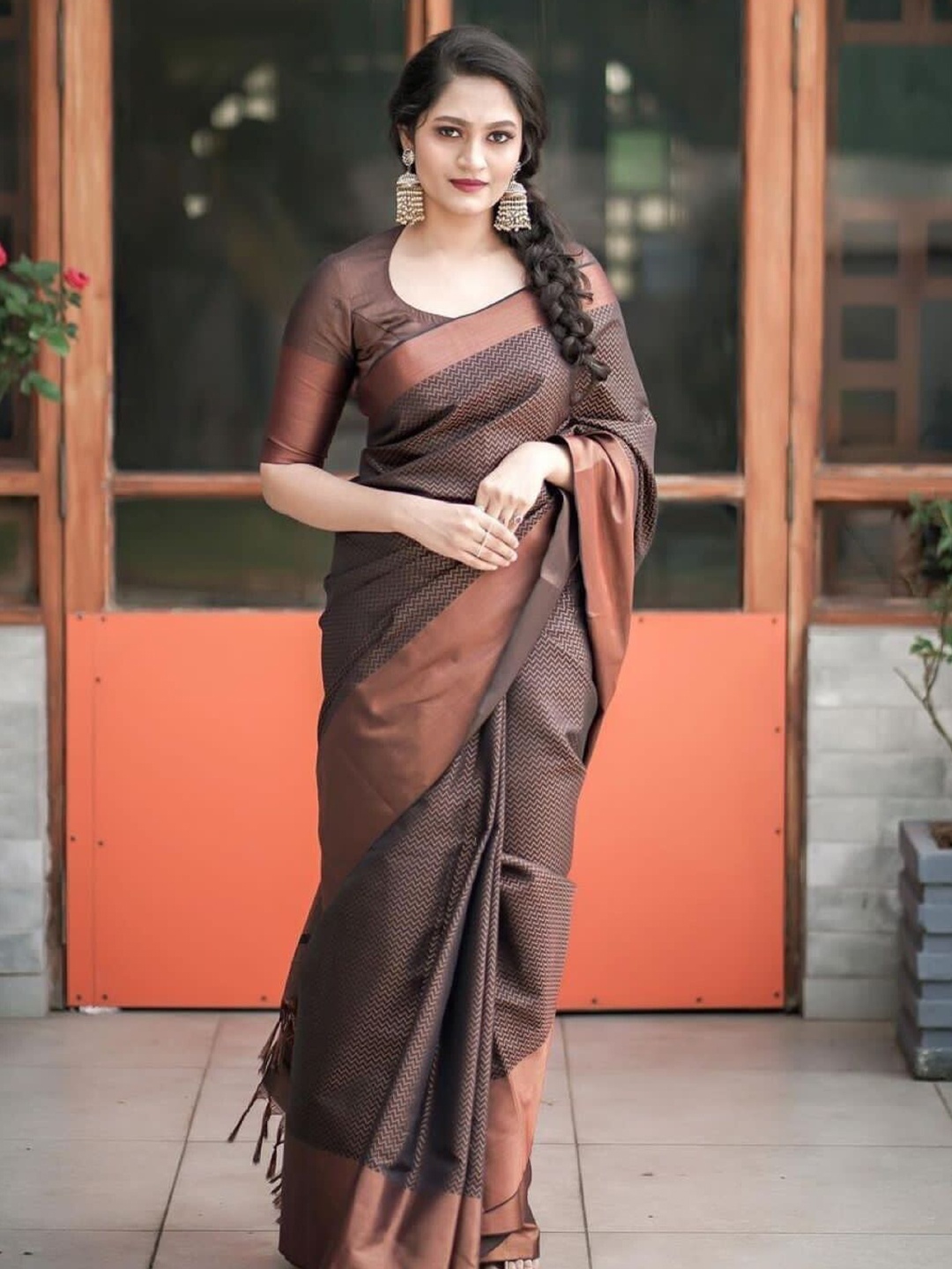 

bansari textiles Woven Design Zari Banarasi Saree, Brown