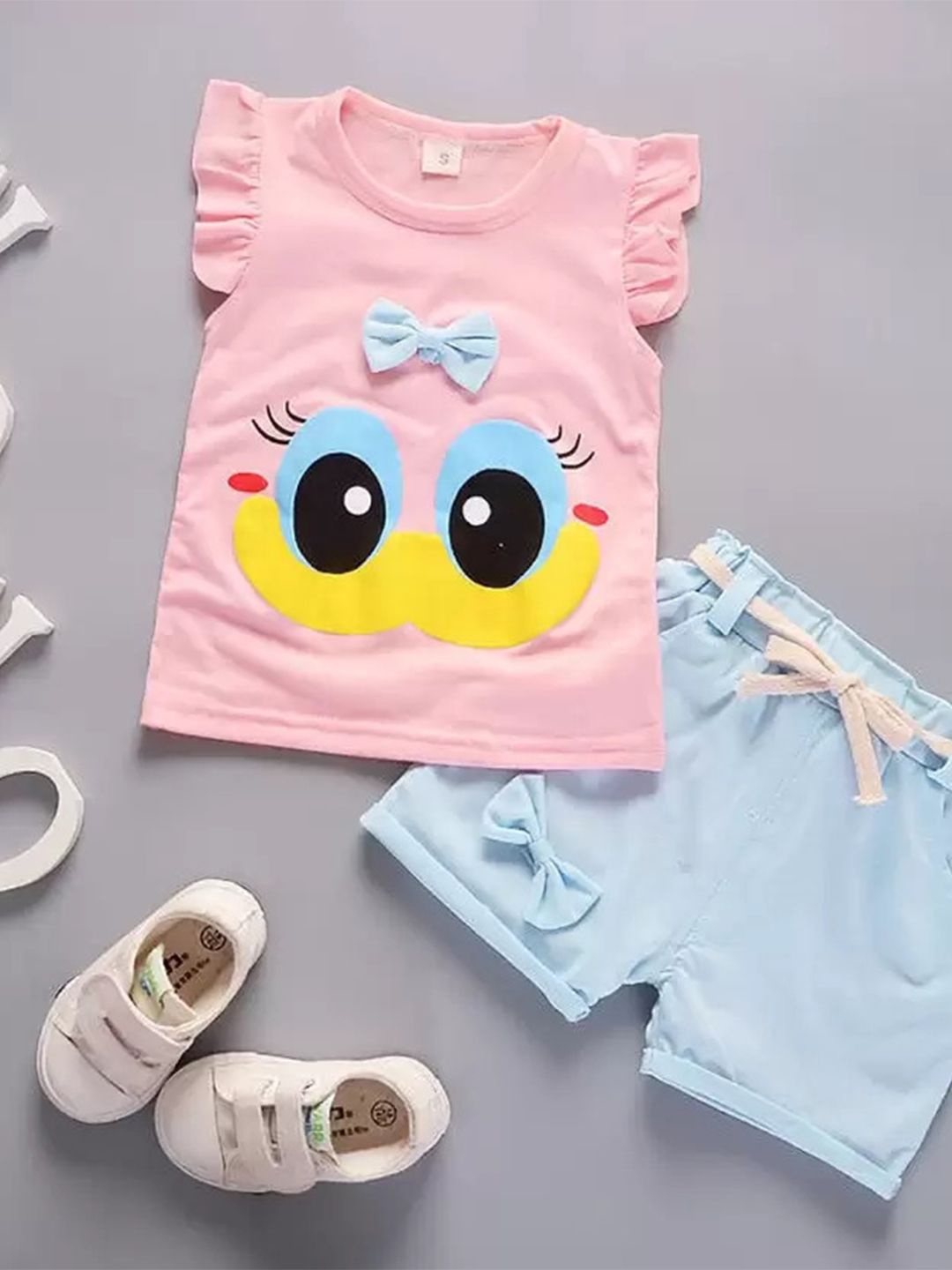 

Bold N Elegant Girls Printed T-shirt with Shorts, Pink