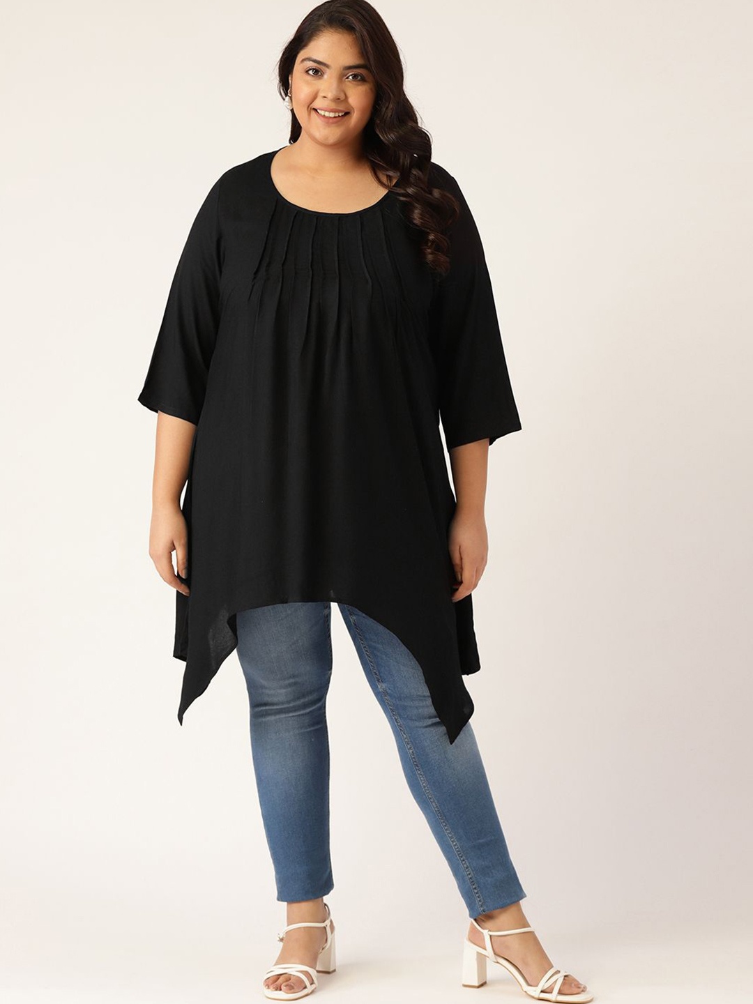 

theRebelinme Tunic, Black