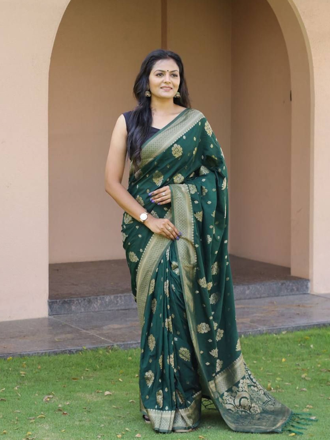 

bansari textiles Woven Design Zari Kanjeevaram Saree, Green