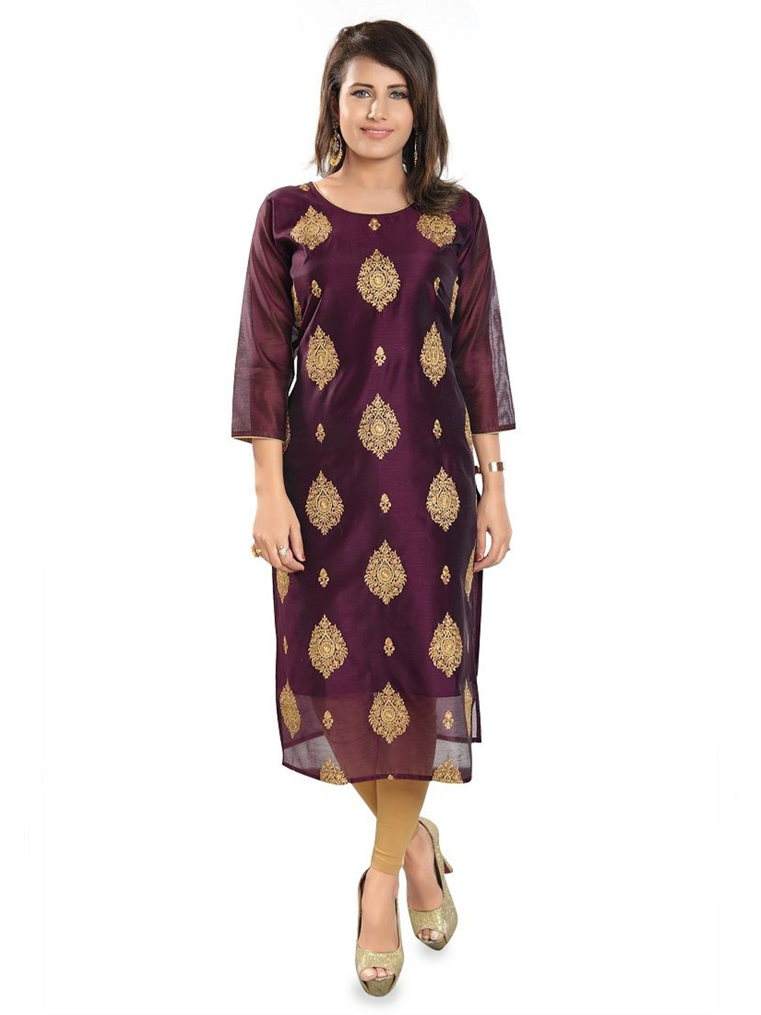 

DREAM & DZIRE Embroidered Straight Kurta, Maroon