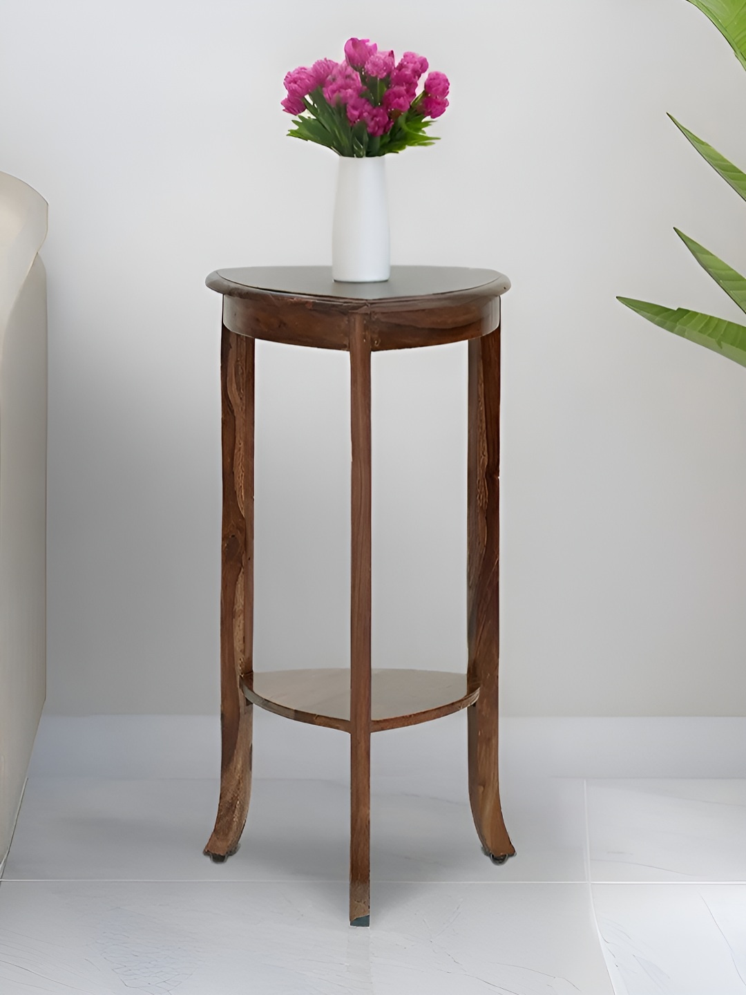 

Royaloak Brown Wooden Triangle Fab Telephone Bedside Table
