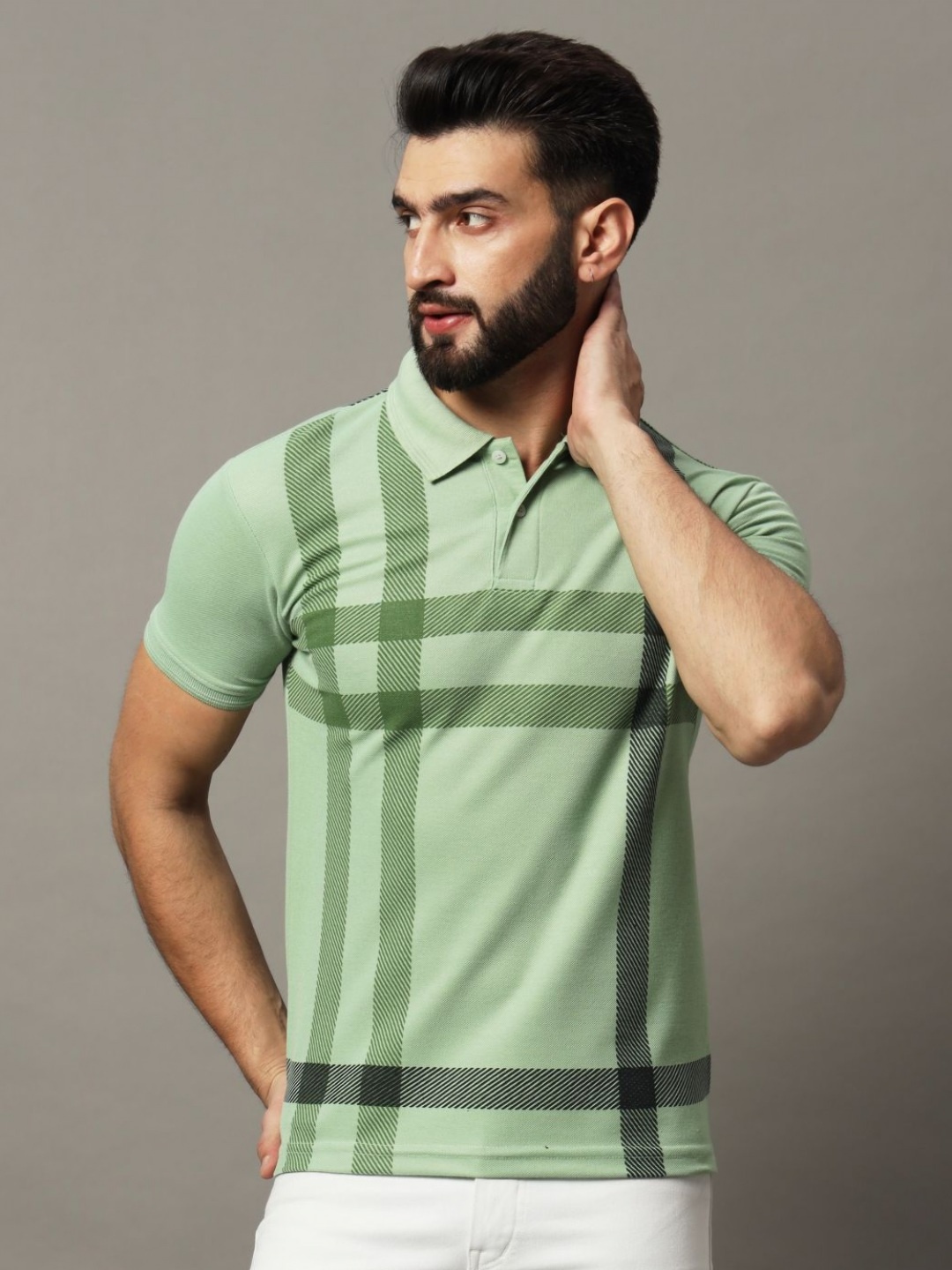 

HUSHBUCKS Men Checked Polo Collar Applique T-shirt, Sea green