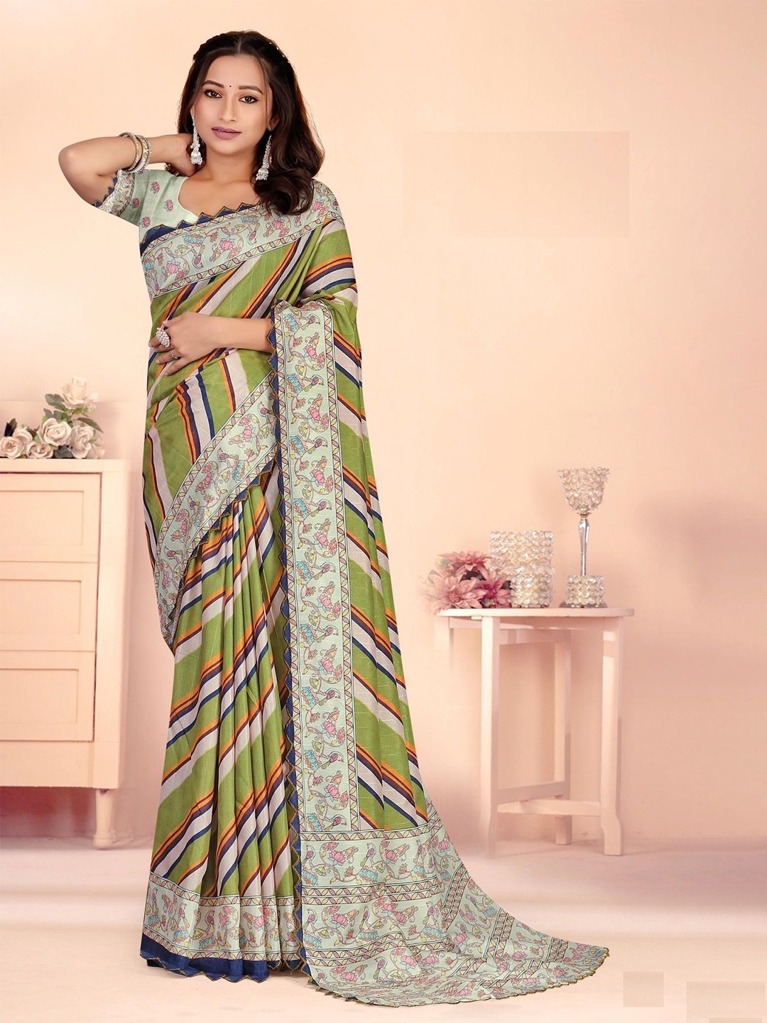 

Jaanvi Leheriya Printed Saree, Green
