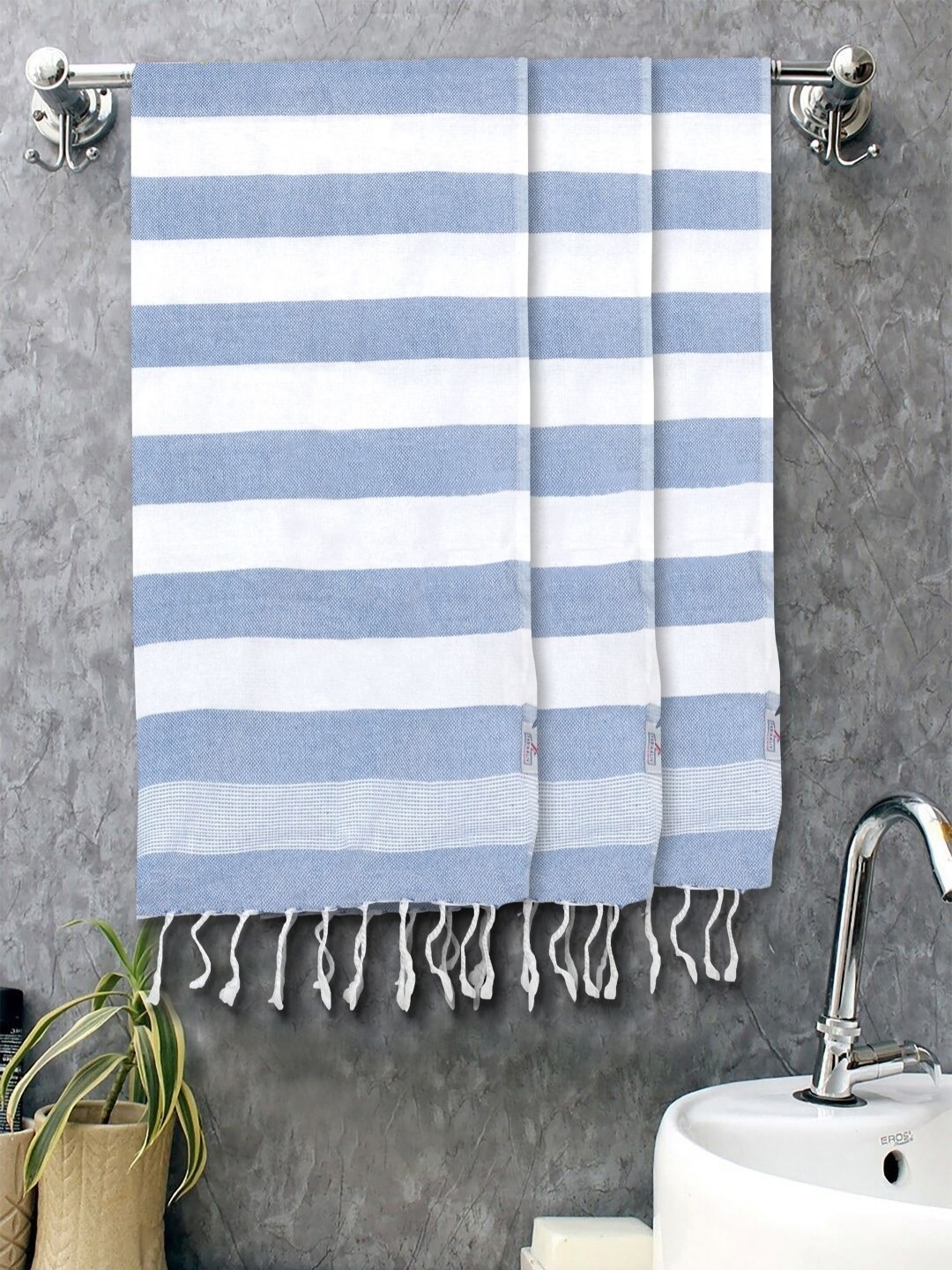 

FABINALIV Blue & White 3 Striped Cotton 225 GSM Bath Towel