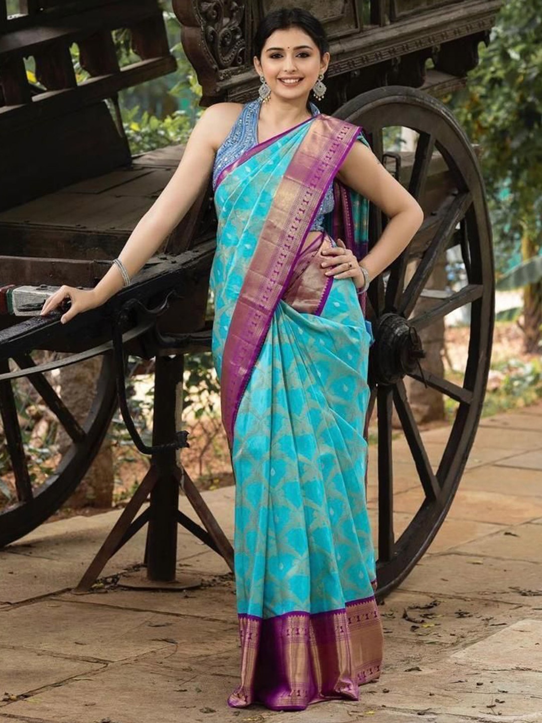 

bansari textiles Woven Design Zari Patola Saree, Blue