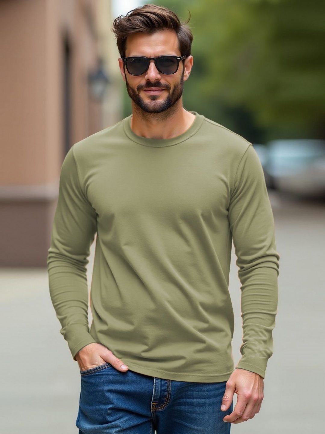 

CLAFOUTIS Men Solid Round Neck Cotton T-shirt, Olive