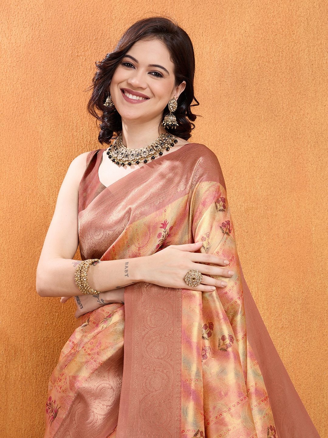 

Ethnielle Kalamkari Silk Blend Designer Banarasi Saree, Peach