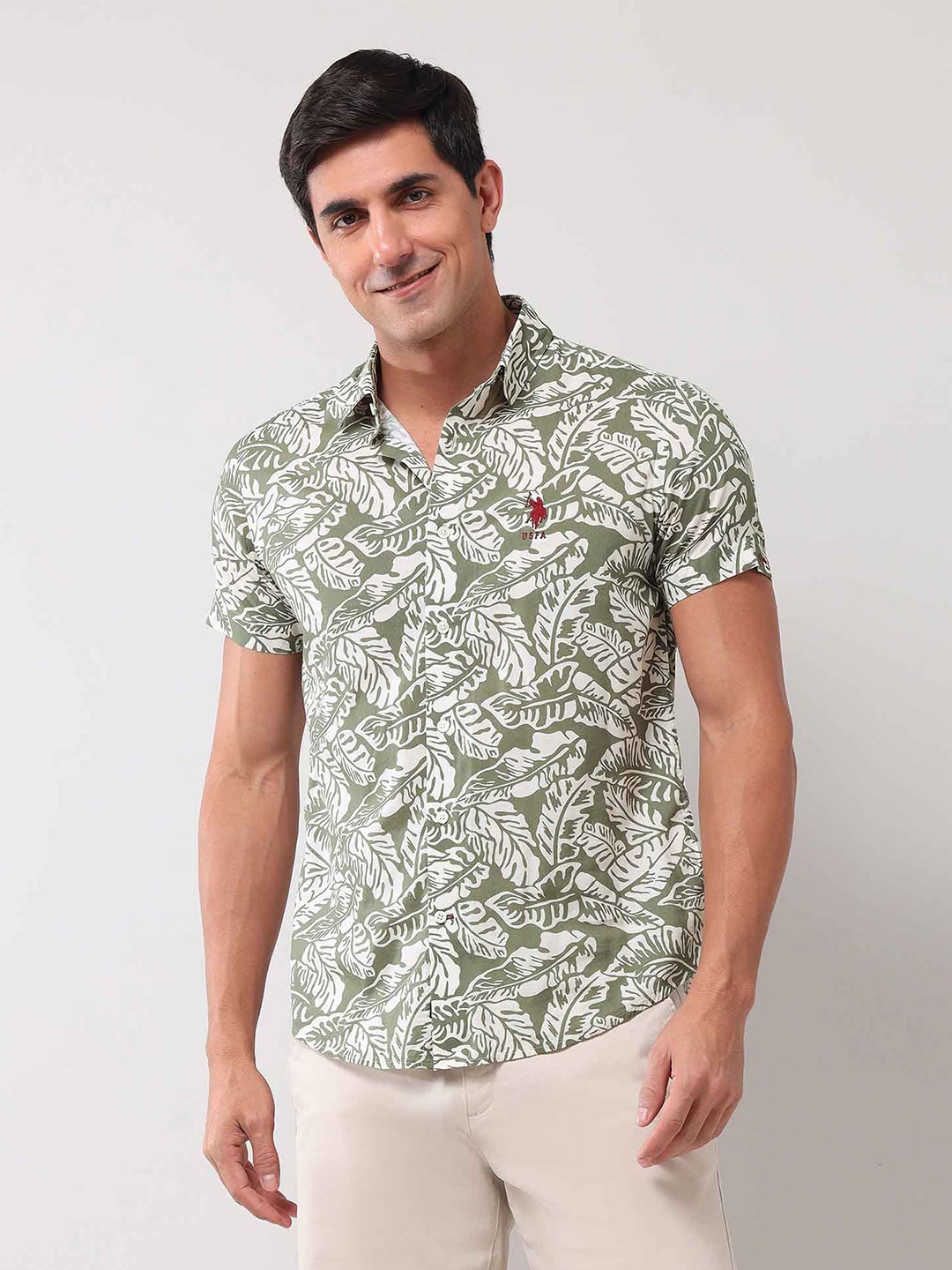

U.S. Polo Assn. Denim Co. Men Slim Fit Spread Collar Floral Printed Cotton Casual Shirt, Green