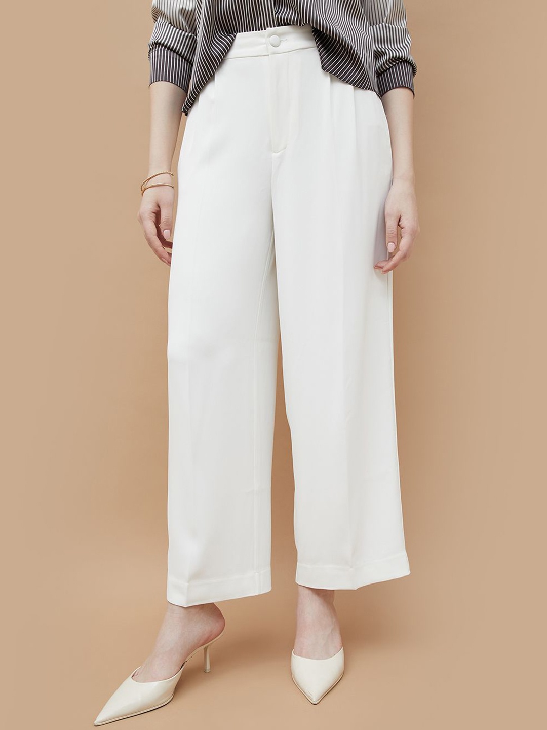 

CODE by Lifestyle Women Regular Fit Mid-Rise Parallel Trousers, Off white