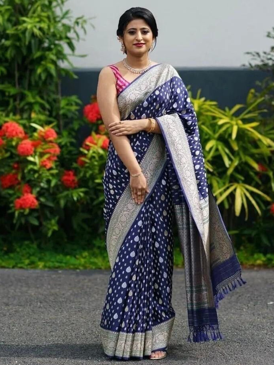 

bansari textiles Woven Design Zari Banarasi Saree, Blue