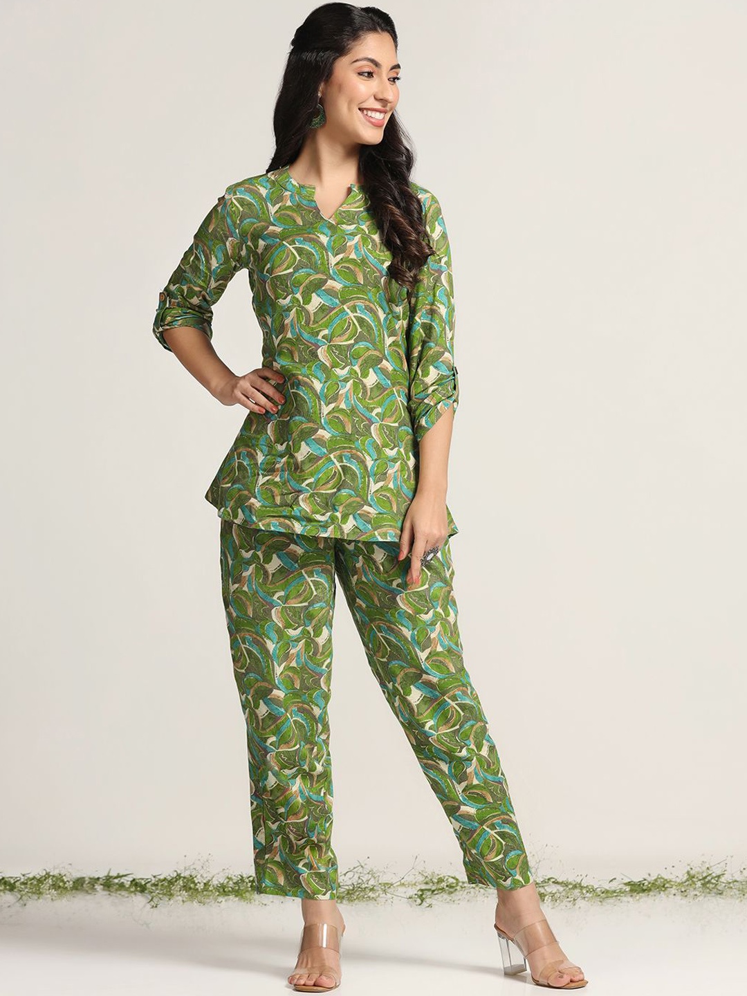 

Moda Rapido Abstract Printed Mandarin Collar Tunic With Trouser, Green