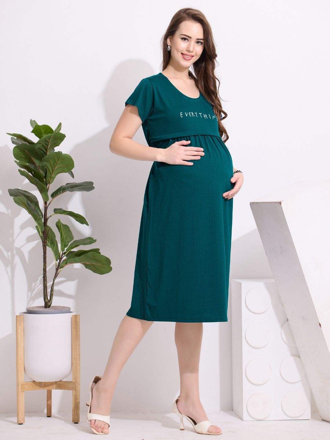 

Arela Printed Nightdress, Green