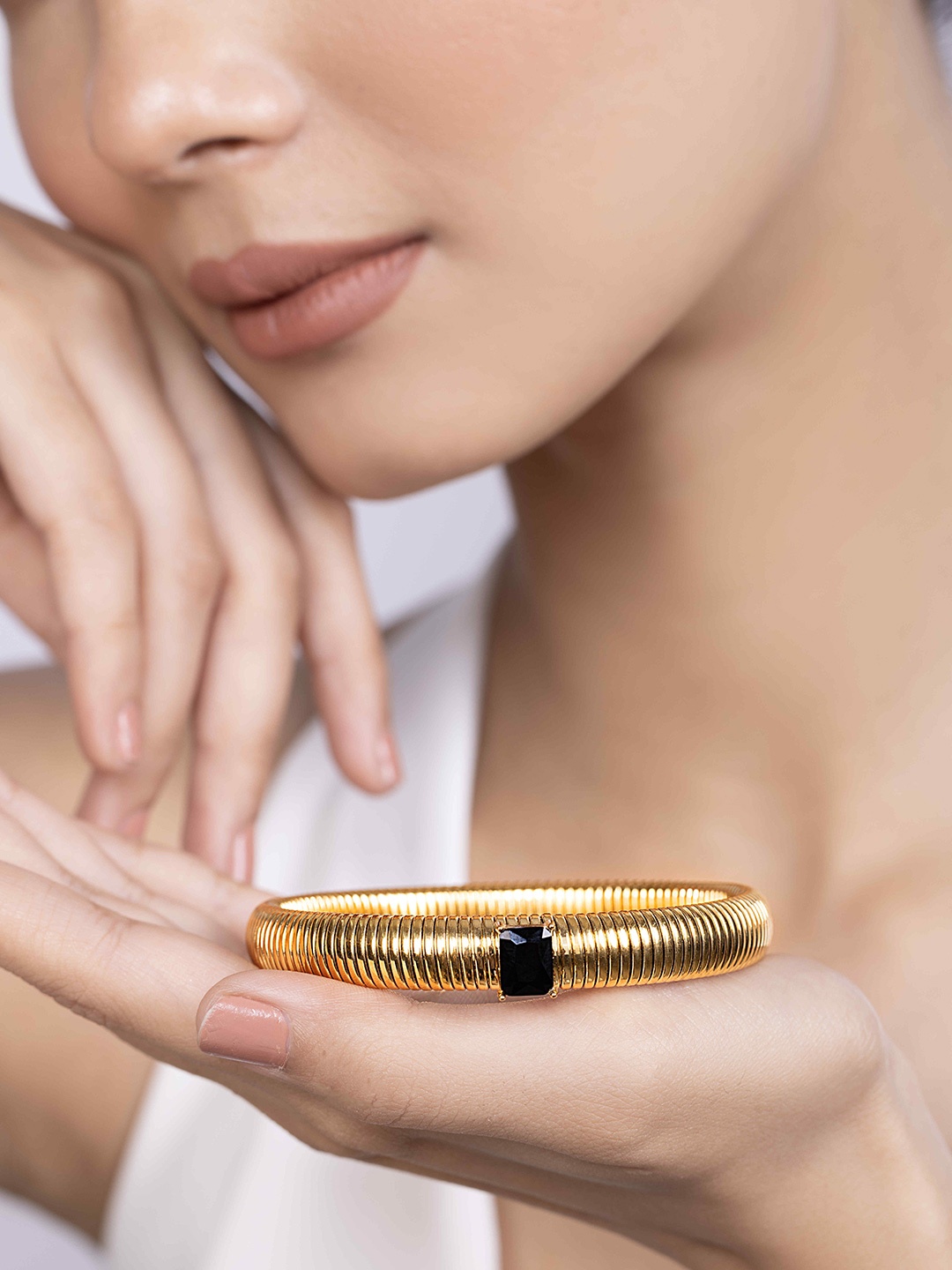 

KAORI BY SHREYA AGARWAL Gold-Plated Stainless Steel Cubic Zirconia Stones Studded Bracelet