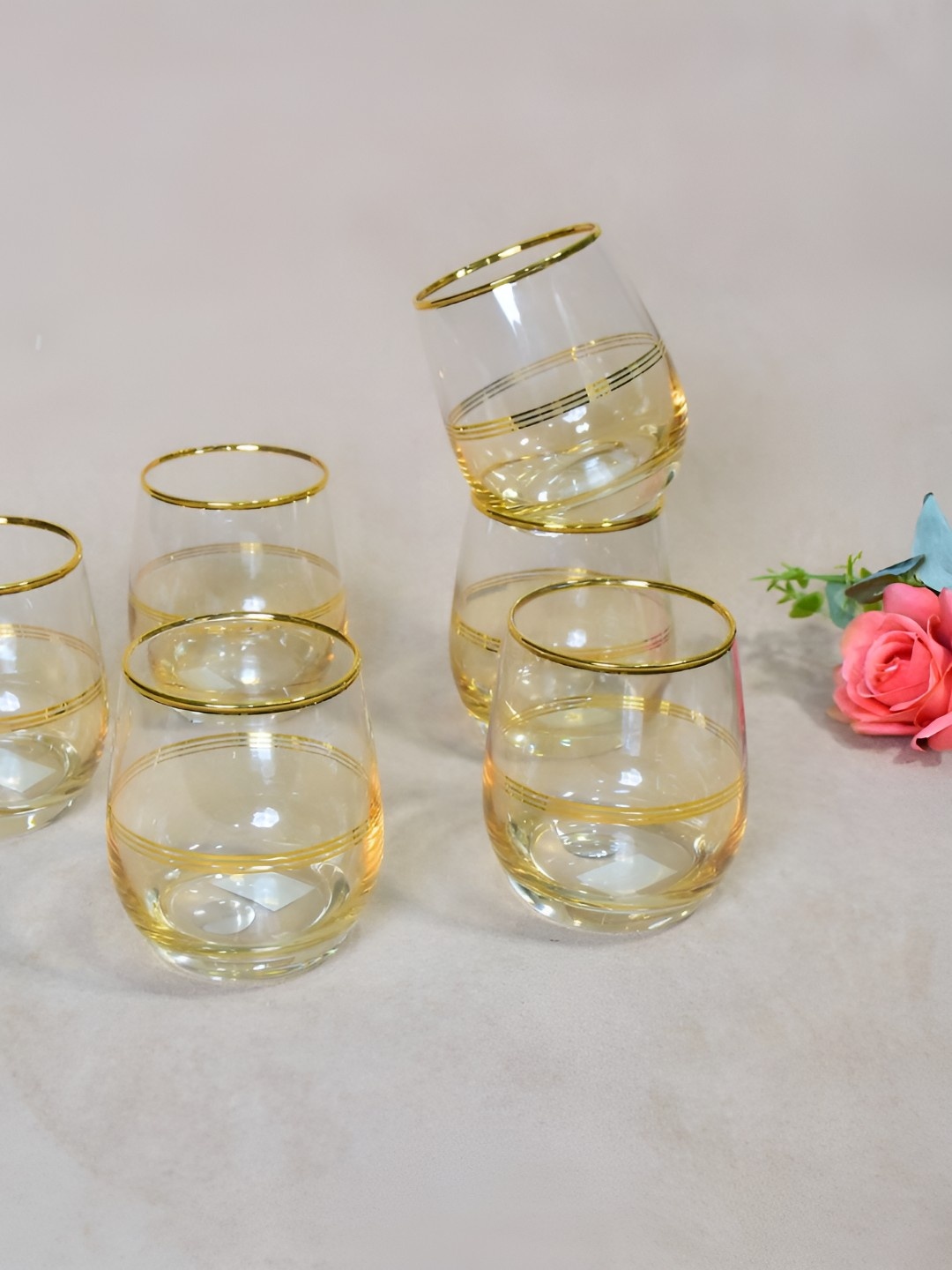 

THE HOME CO. Set Of 6 Textured Glasses, Gold