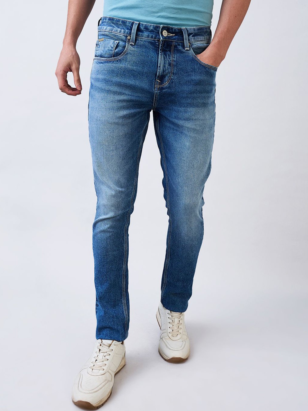 

SPYKAR Men Slim Fit Low-Rise Slash Knee Jeans, Blue
