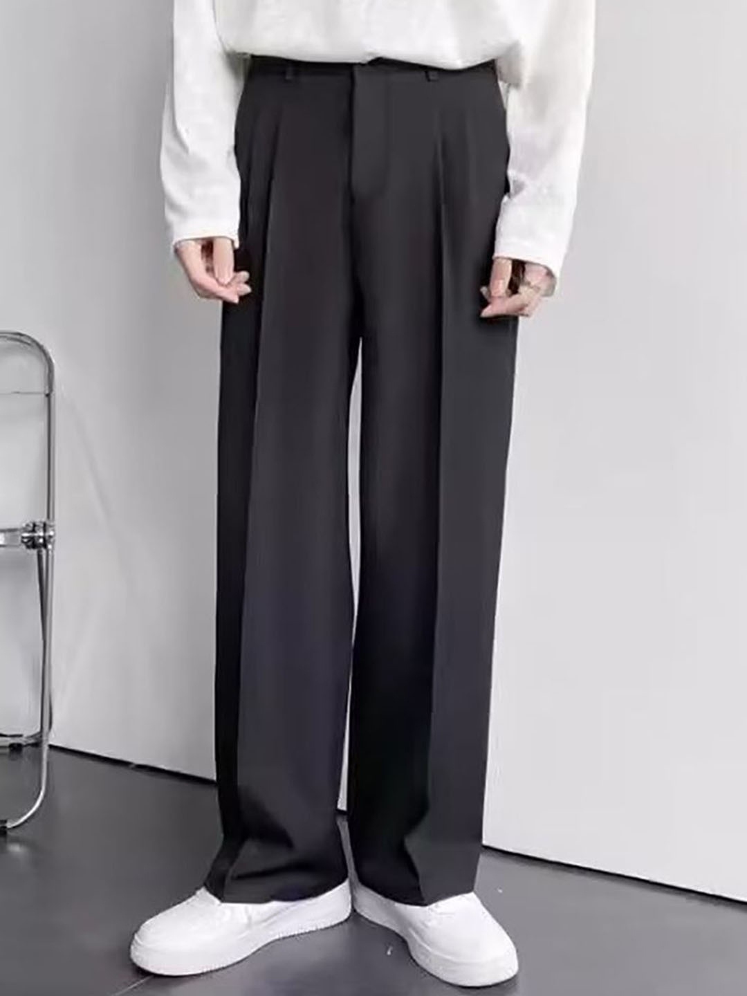 

StyleCast x Revolte Men Loose Fit Mid-Rise Formal Trousers, Black