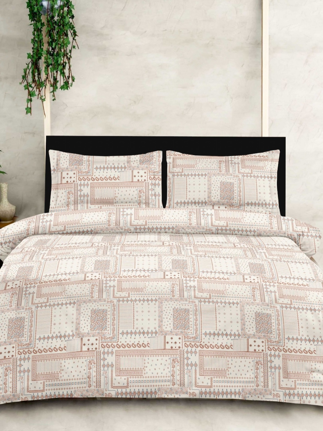 

Ariana Peach & Brown Printed Cotton 210 TC King Bedsheet Set 2.70 m x 2.25 m
