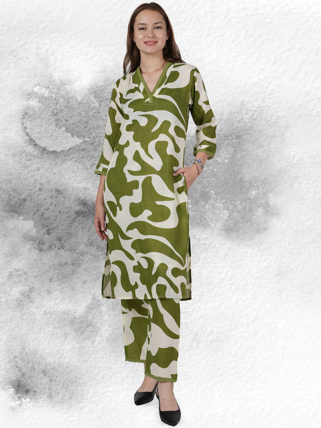 

NEYSA Abstract Printed V-Neck Pure Cotton Tunic And Palazzo, Green