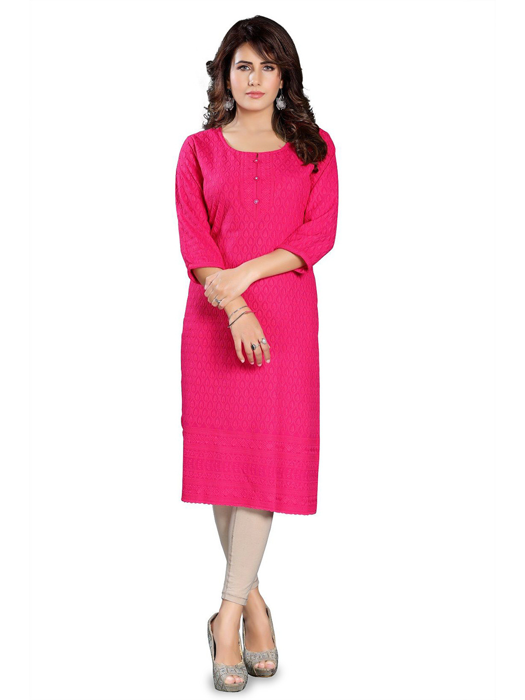 

DREAM & DZIRE Embroidered Round-Neck Ethnic Straight Kurta, Pink
