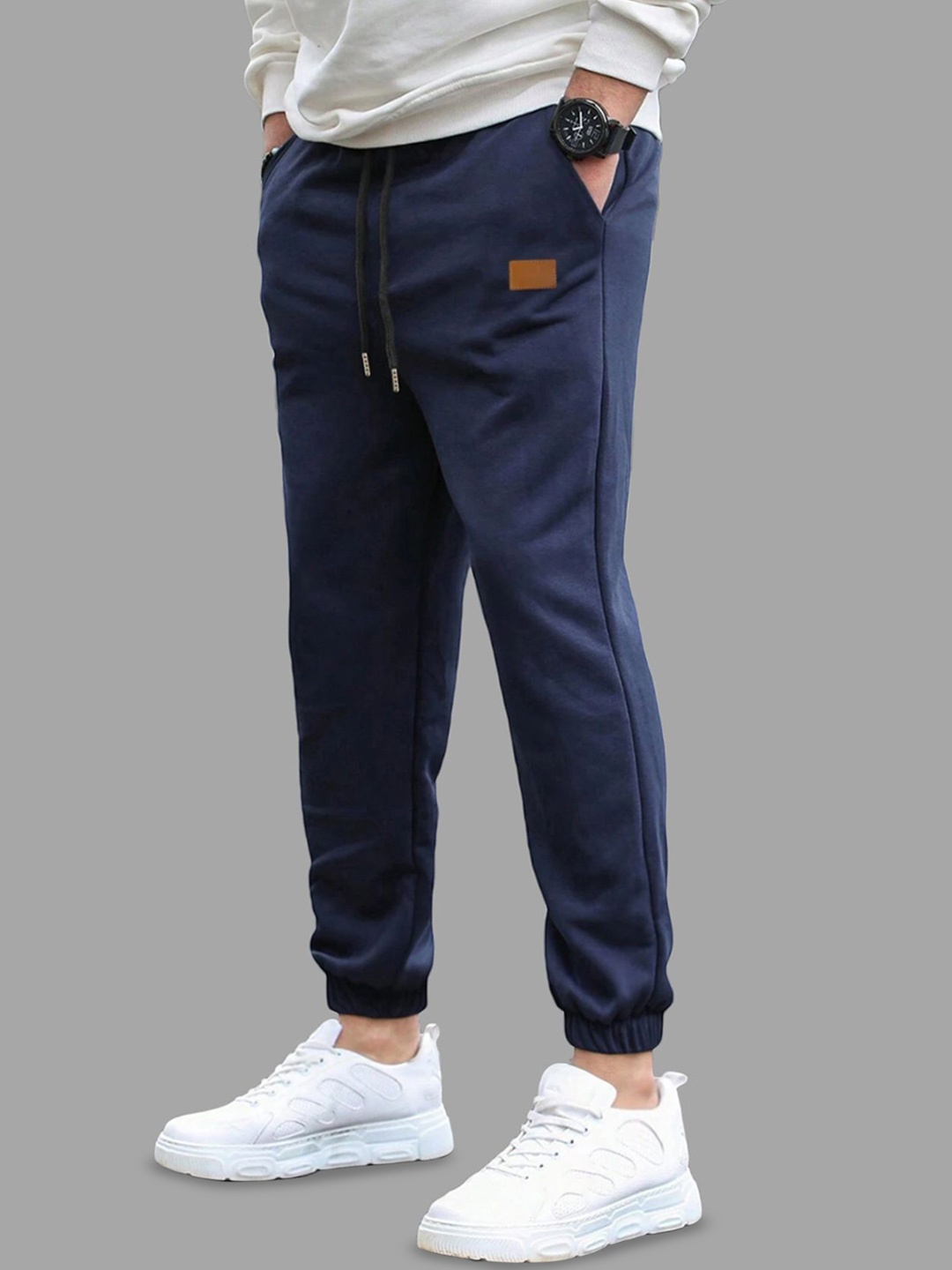 

StyleCast x Revolte Men Easy Wash Chinos Trousers, Navy blue