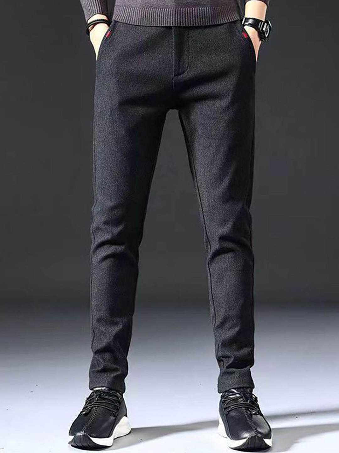 

StyleCast x Revolte Men Slim Fit Easy Wash Trousers, Black