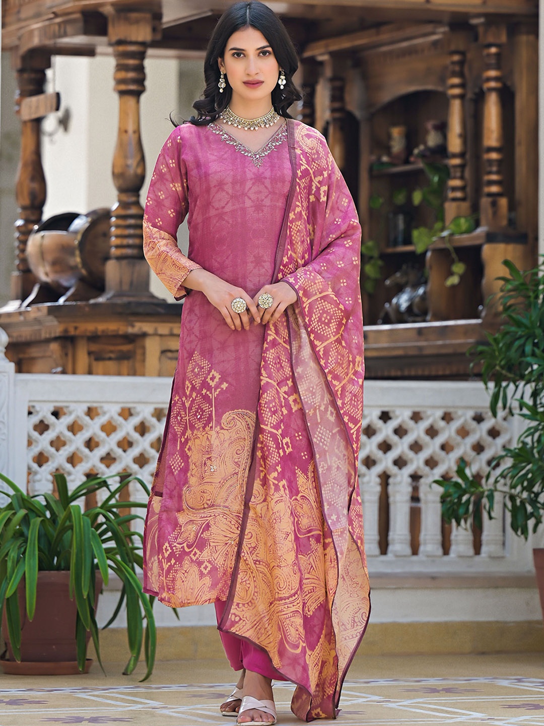 

Anouk Pink Ethnic Motifs Printed Beads & Stones V-Neck Kurta With Trousers & Dupatta